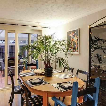 The Marlborough Villa Crawley  Ngoại thất bức ảnh
