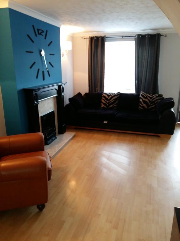The Marlborough Villa Crawley  Ngoại thất bức ảnh
