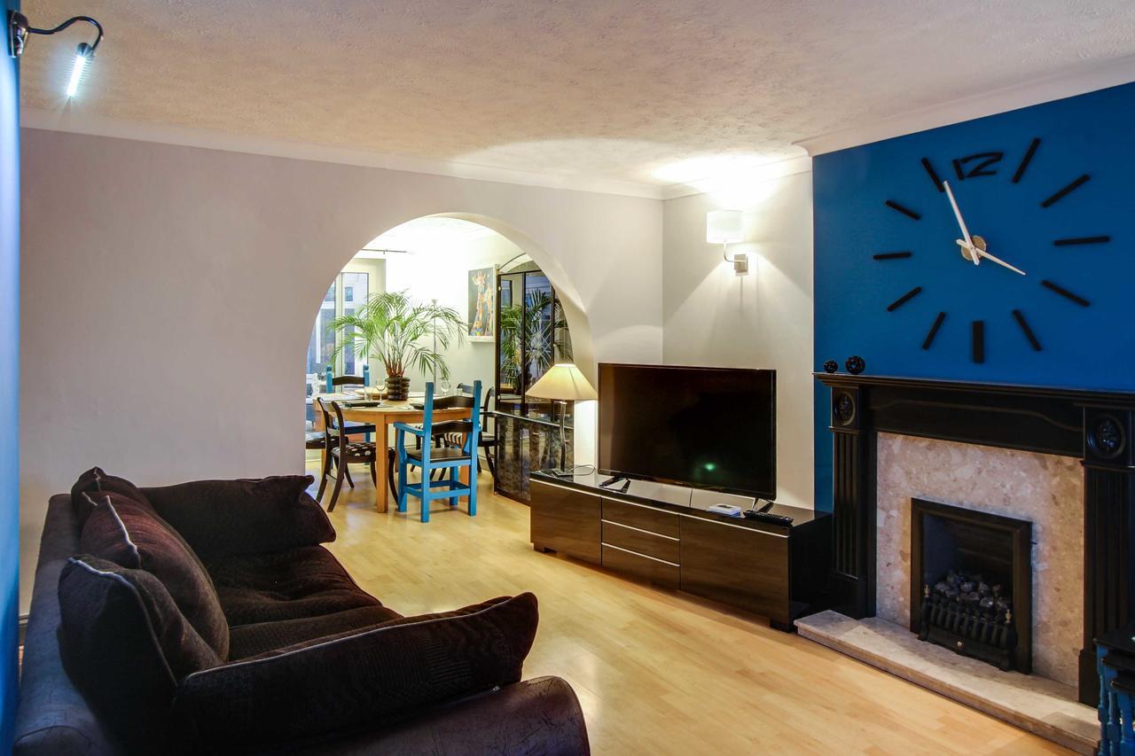 The Marlborough Villa Crawley  Ngoại thất bức ảnh